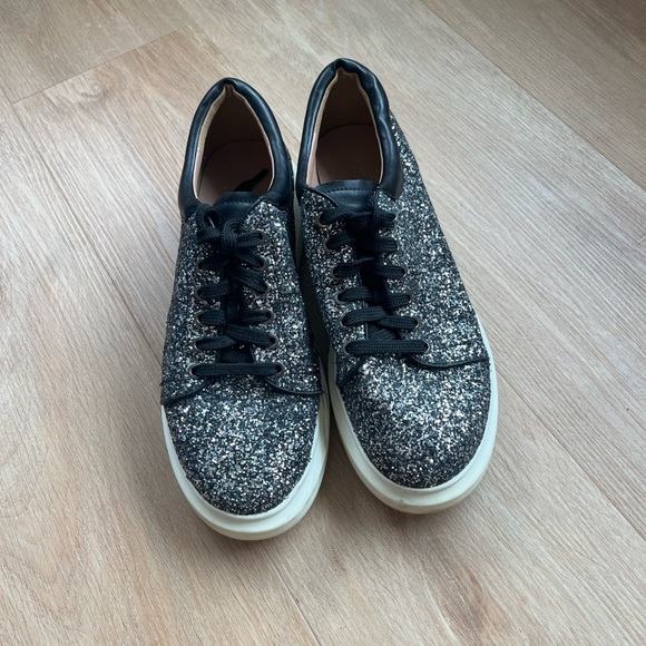 LINEA PAOLO tennis shoe — silver glitter size 11. - Picture 2 of 7